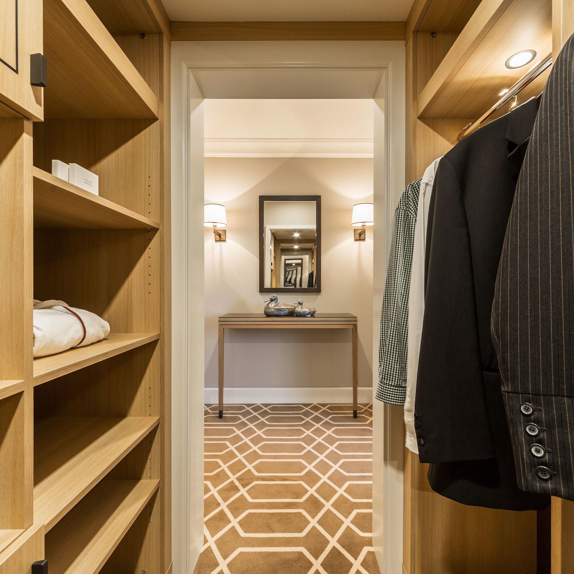 阿尔索夫斯特霍夫酒店 策勒 外观 照片 A walk-in closet