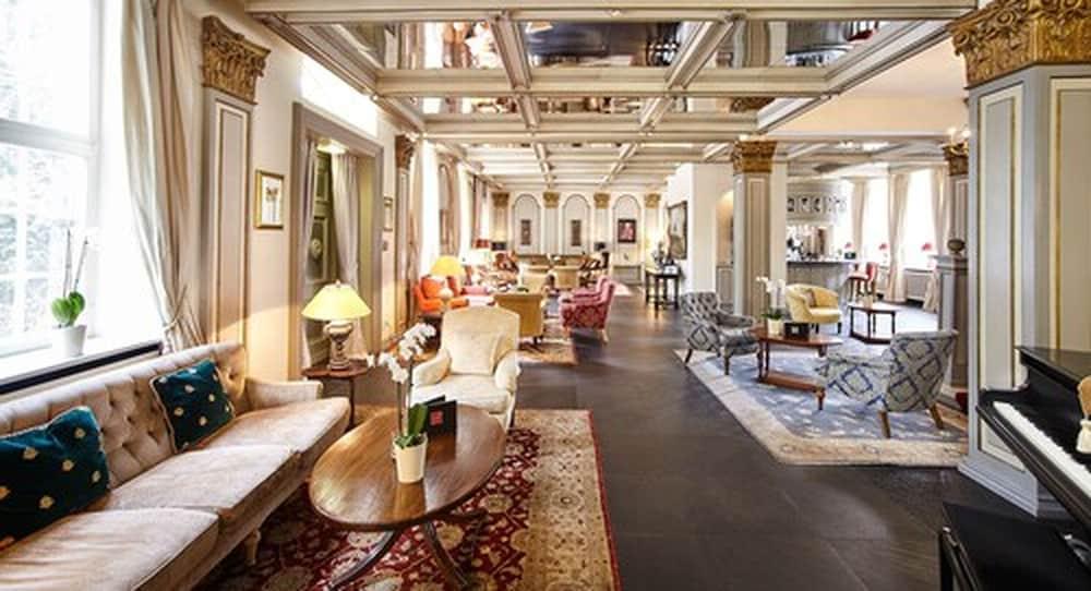 阿尔索夫斯特霍夫酒店 策勒 外观 照片 The interior of the hotel